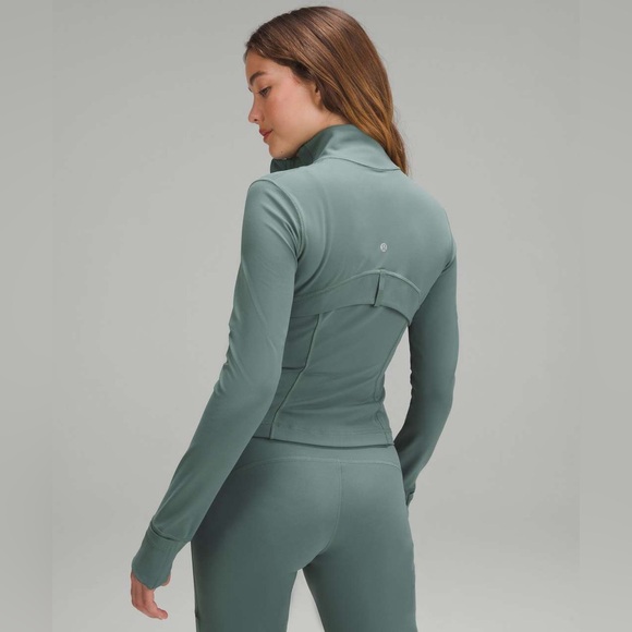 Lululemon Cropped Define Zip-Up Workout Yoga Jacket Nulu Medium Forest Green 8 - Picture 2 of 10